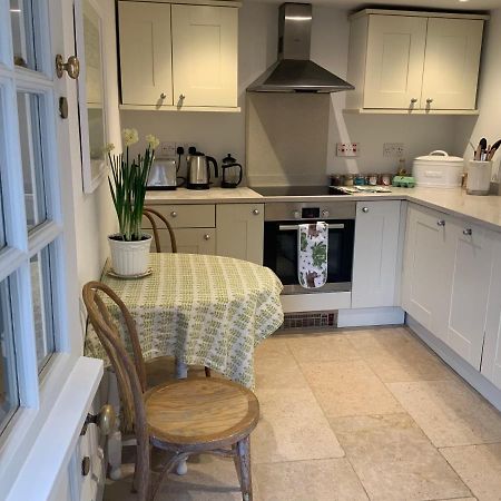 Masons Cottage, An Idyllic Retreat In An Area Of Outstanding Beauty, Close To Blenheim Palace, Oxford & The Cotswolds Stonesfield ภายนอก รูปภาพ