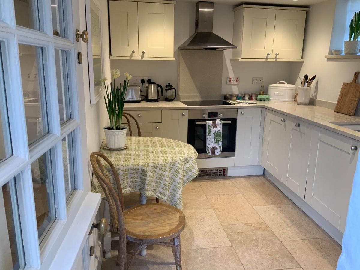 Masons Cottage, An Idyllic Retreat In An Area Of Outstanding Beauty, Close To Blenheim Palace, Oxford & The Cotswolds Stonesfield ภายนอก รูปภาพ