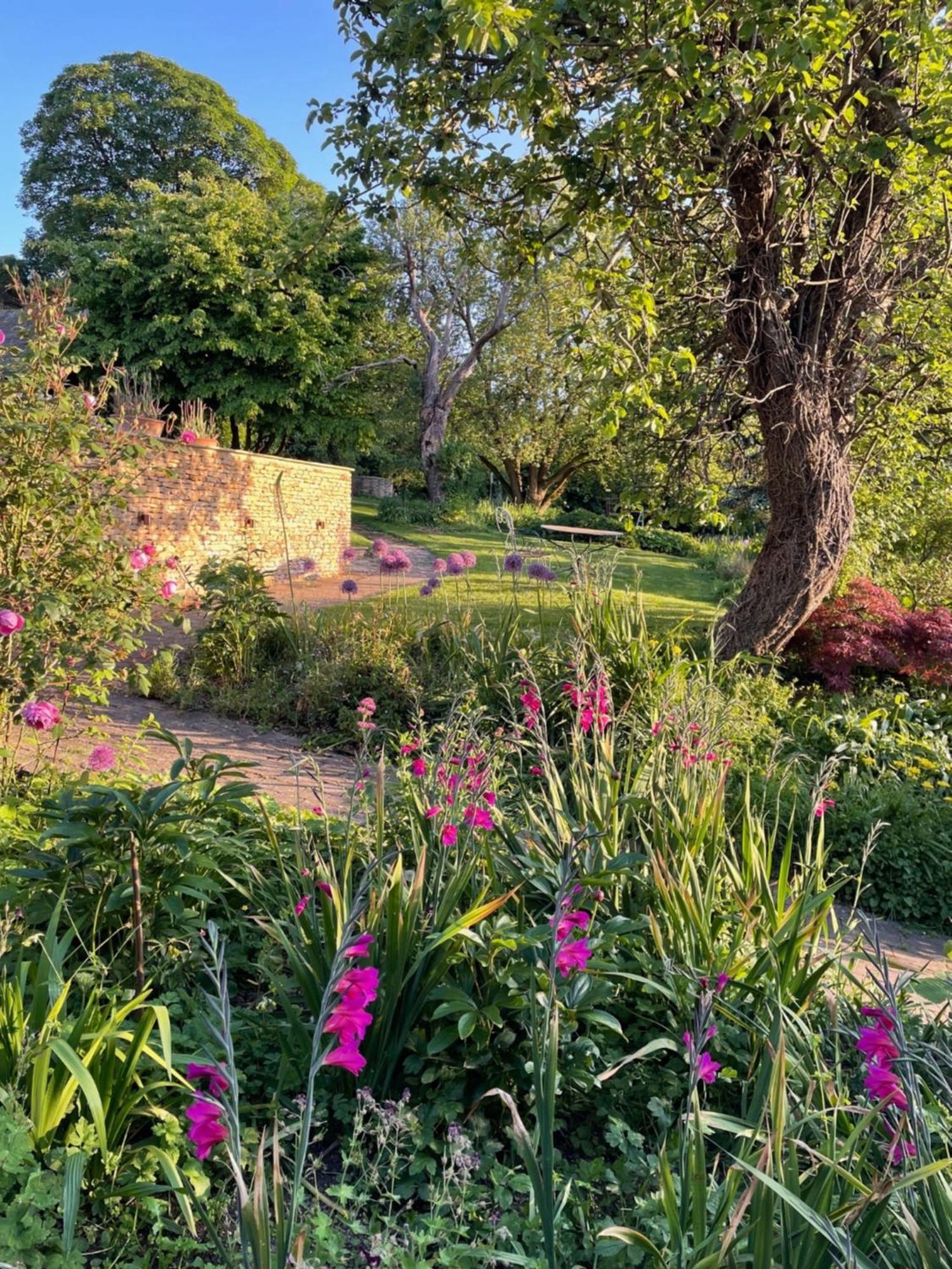 Masons Cottage, An Idyllic Retreat In An Area Of Outstanding Beauty, Close To Blenheim Palace, Oxford & The Cotswolds Stonesfield ภายนอก รูปภาพ
