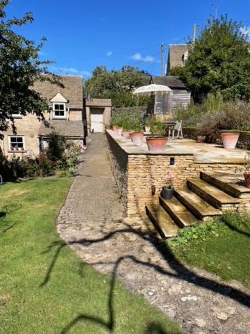 Masons Cottage, An Idyllic Retreat In An Area Of Outstanding Beauty, Close To Blenheim Palace, Oxford & The Cotswolds Stonesfield ภายนอก รูปภาพ